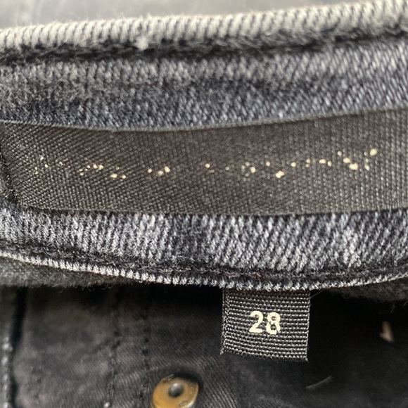 Denim Forum Jeans - Picture 4 of 7